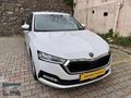 2023ÇIK/DEĞİŞENSİZ TRAMERSİZ 70 B.KM OCTAVİA 1.0 TSI E-TEC HYBRI