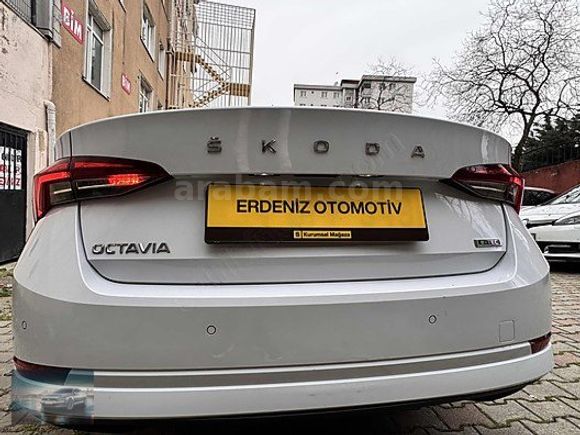 2023ÇIK/DEĞİŞENSİZ TRAMERSİZ 70 B.KM OCTAVİA 1.0 TSI E-TEC HYBRI