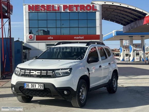 NEŞELİ İSTANBUL-2022 MODEL DACİA DUSTER 4X4 115 HP