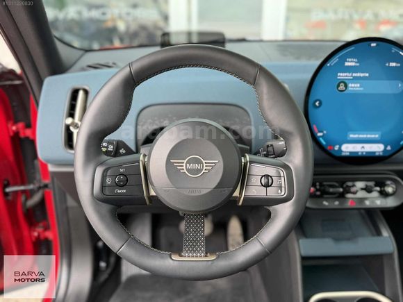 BARVA MOTORS MİNİ COUNRTYMAN E 21000KM