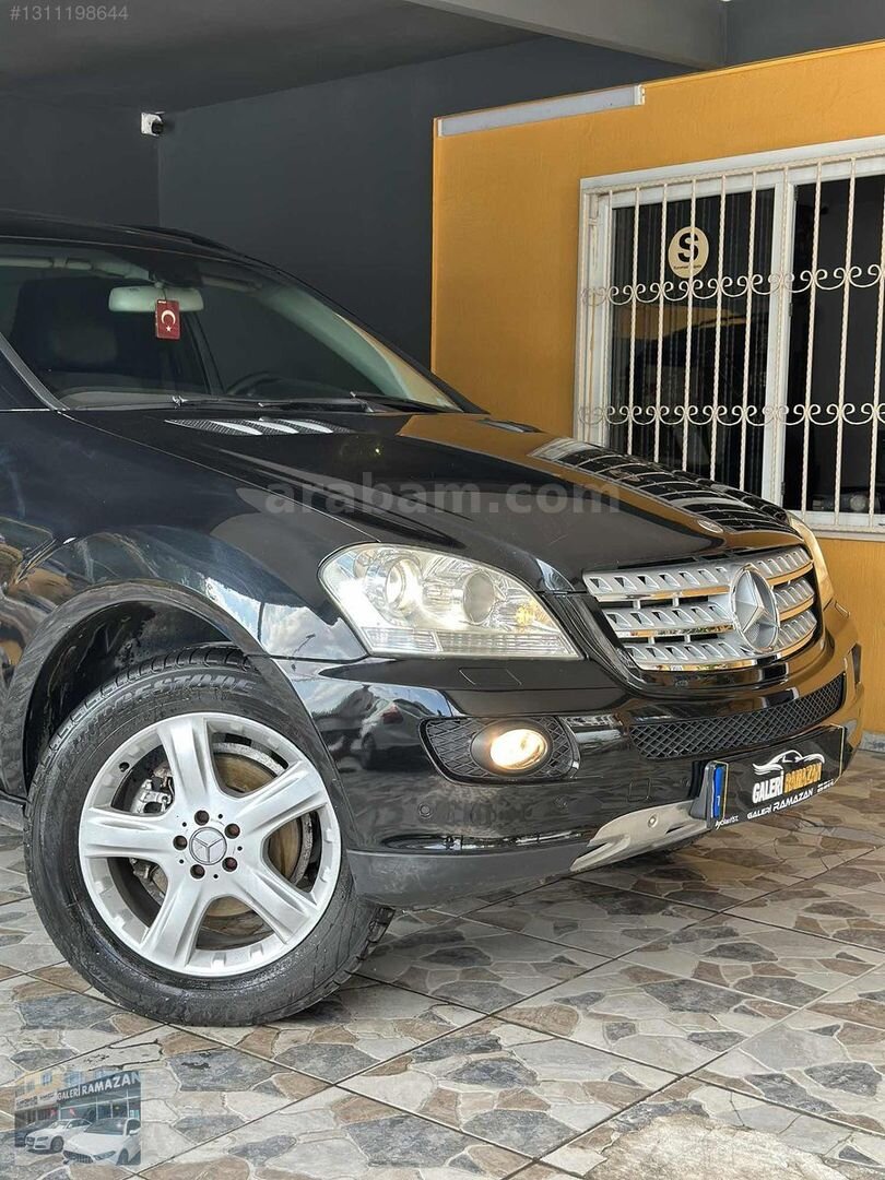 Galeriden Mercedes - Benz ML 280 CDI 2008 Model İstanbul 258.000 km Siyah 3