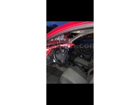 Memurdan Opel Corsa benzin LPG