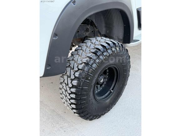 İKAY AUTO'DAN BOL EKSTRALI L200