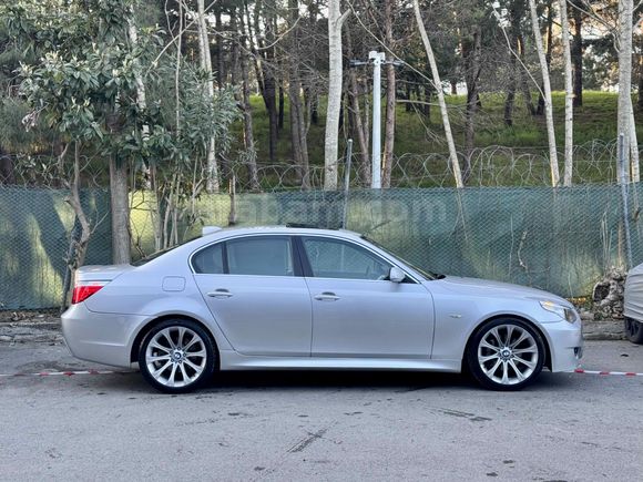 SAHİBİNDEN YETKİLİ SERVIS BAKIMLI 5.30i E60