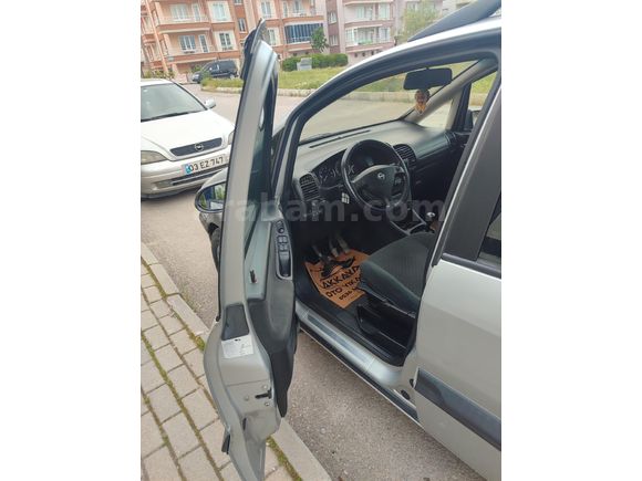 Sahibinden Opel Zafira 1.6 Elegance 2004 Model