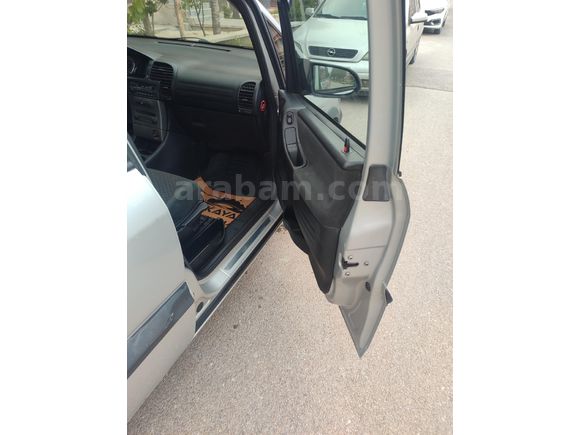 Sahibinden Opel Zafira 1.6 Elegance 2004 Model