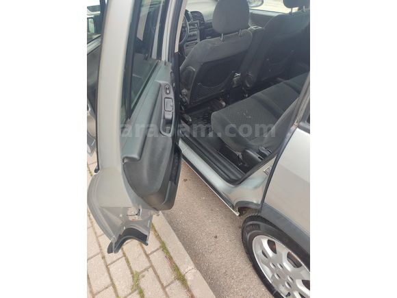 Sahibinden Opel Zafira 1.6 Elegance 2004 Model