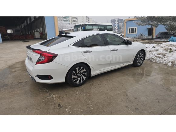 Sahibinden Honda Civic 1.6i VTEC Eco Executive 2018 Model