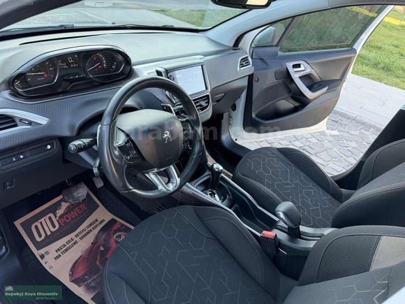 1.2 pure Tech 115 BİNDE otomatik hatasız boyasız