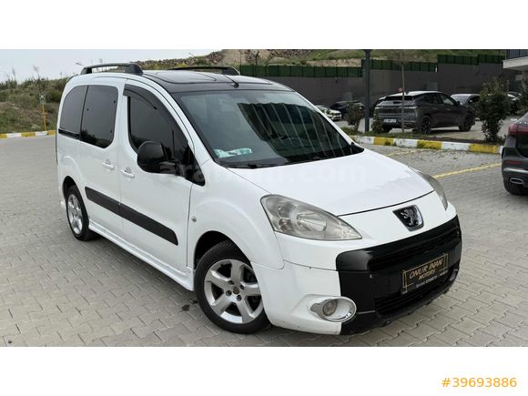 ONUR İNAN OTOMOTİVDEN CAM TAVANLI PARTNER 2011 MODEL 1.6 ZENİTH