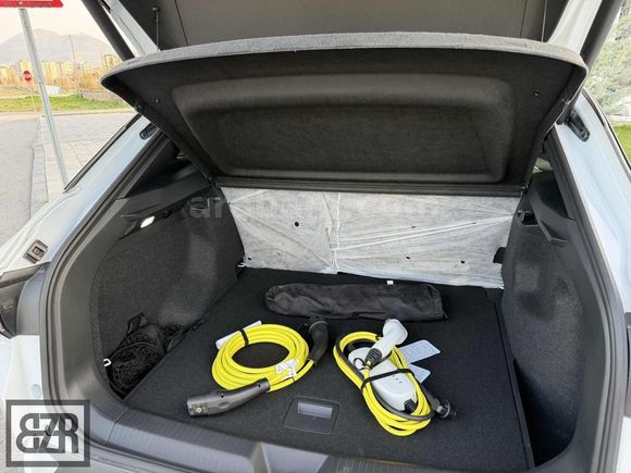 BAZAAR AUTO'DAN WV İd4 SIFIR AYARINDA ÇİZİKSİZ %20 FATURA