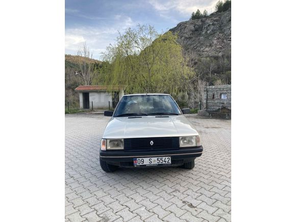 Sahibinden Renault R 9 1.4 Broadway 1987 Model 