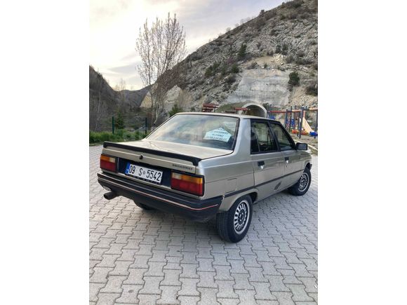 Sahibinden Renault R 9 1.4 Broadway 1987 Model 