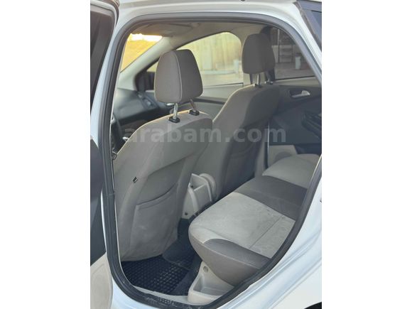 Sahibinden Ford Focus 1.6 TDCi Trend X 2014 Model  252.000 km Beyaz
