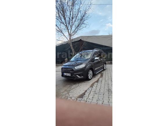 Sahibinden Ford Tourneo Courier 1.5 TDCi Titanium Plus 2018 Model