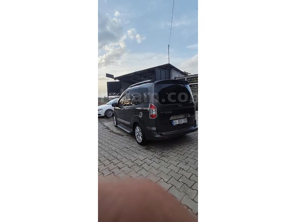 Sahibinden Ford Tourneo Courier 1.5 TDCi Titanium Plus 2018 Model