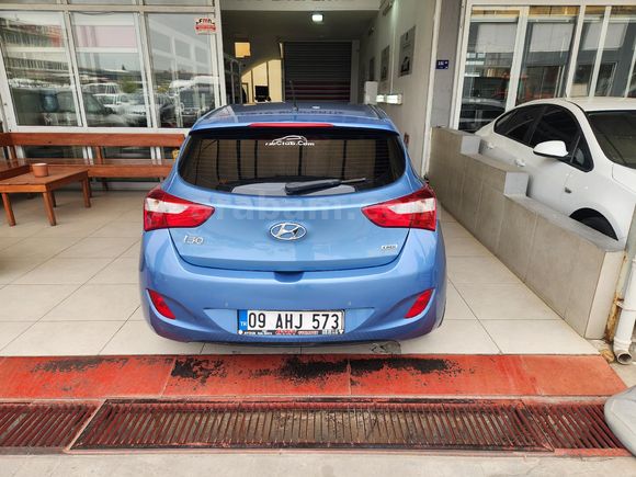 Sahibinden Hyundai i30 1.6 CRDi Style 2013 Model