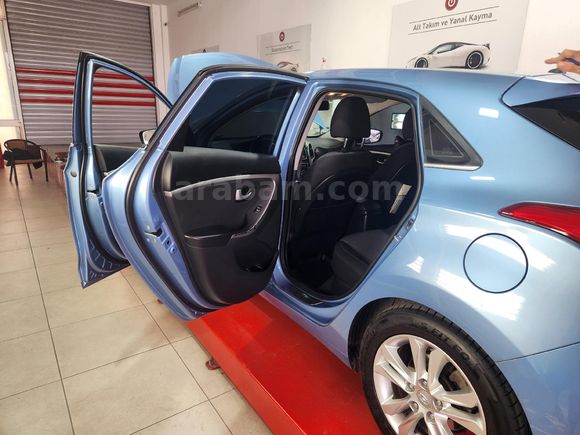 Sahibinden Hyundai i30 1.6 CRDi Style 2013 Model