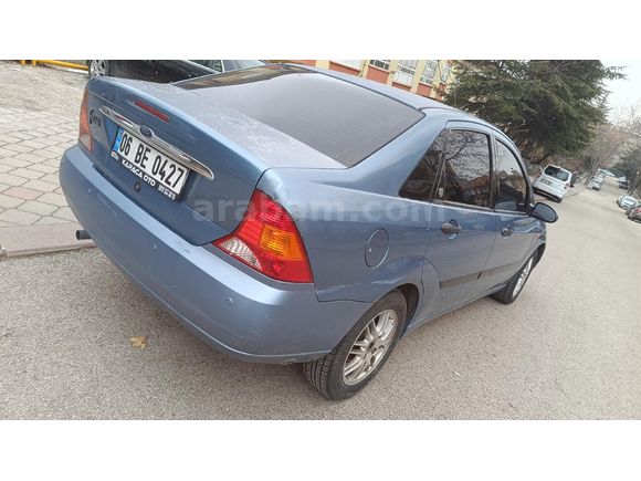 Sahibinden Ford Focus 1.6 Ghia 2002 Model