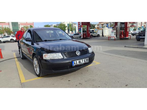 Sahibinden Volkswagen Passat 1.8 2000 Model