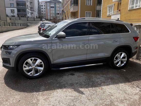 Sahibinden Skoda Kodiaq 1.5 TSI GreenTec Prestige 2023 Model  73.000 km Gri (titanyum)