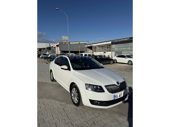 Cam tavanlı düşük km dolular dolusu 