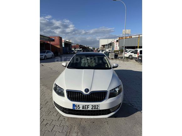 Cam tavanlı düşük km dolular dolusu 
