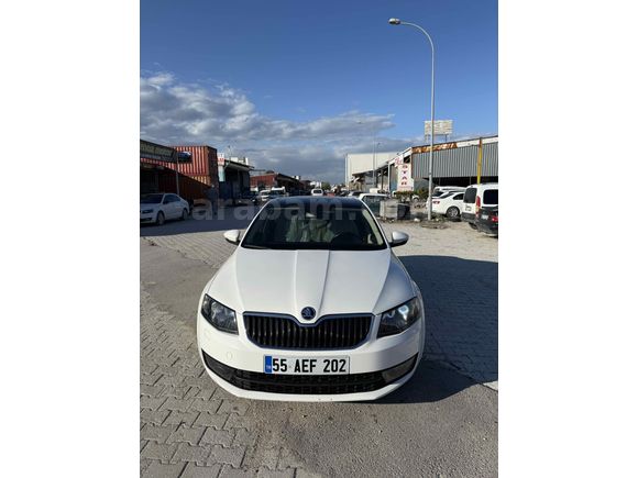 Cam tavanlı düşük km dolular dolusu 