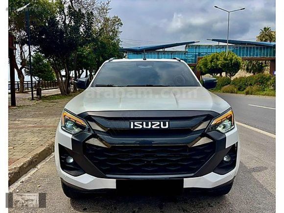 ~BEYAZ~ 8000 KM'DE 20 KDV'Lİ BOYASIZ İLK ELDEN V-CROSS