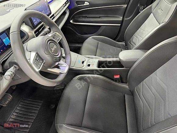 2023 JEEP AVENGER ELEKTİRİK HATASIZ BOYASIZ TRAMERSİZ !!!