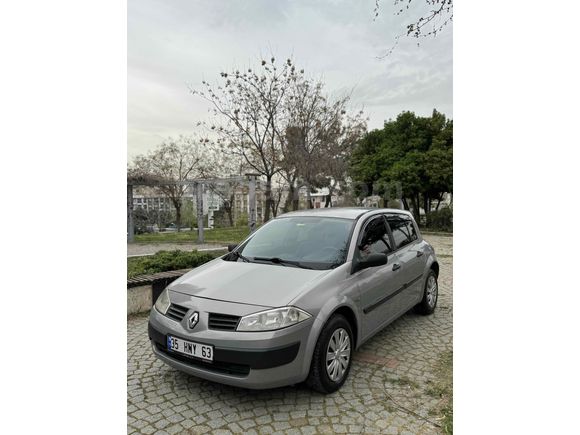 Sahibinden Renault Megane 1.4 Authentique 2004 Model 