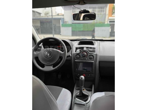 Sahibinden Renault Megane 1.4 Authentique 2004 Model 