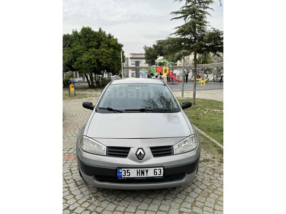 Sahibinden Renault Megane 1.4 Authentique 2004 Model 