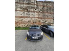 Sahibinden Toyota Auris 1.4 D-4D Comfort Extra 2011 Model  280.000 km Füme