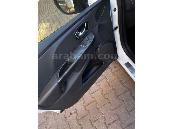 Galeriden Renault Clio 1.5 dCi Touch 2013 Model Antalya