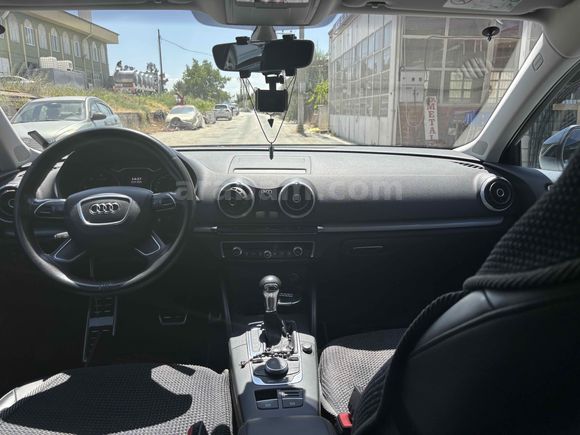 Sahibinden Audi A3 Sportback 1.6 TDI Ambiente 2016 Model  151000 km Beyaz