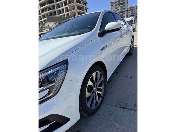 Sahibinden Renault Megane 1.3 TCe Icon 2024 Model 
