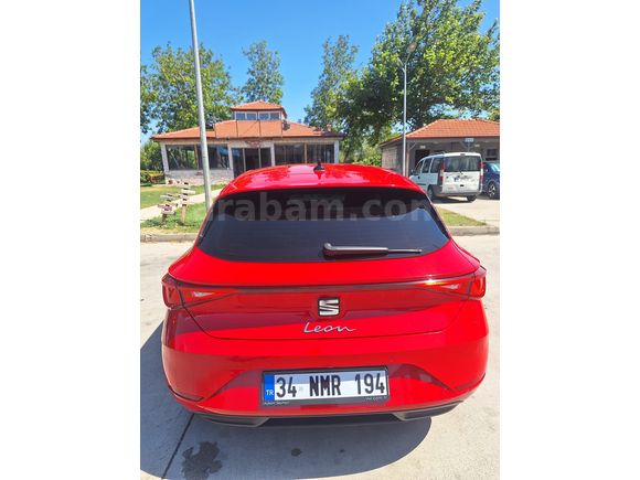 DEFNE OTOMOTİVDEN SATILIK SEAT LEON 1.0 e-TSI KIRMIZI RENK