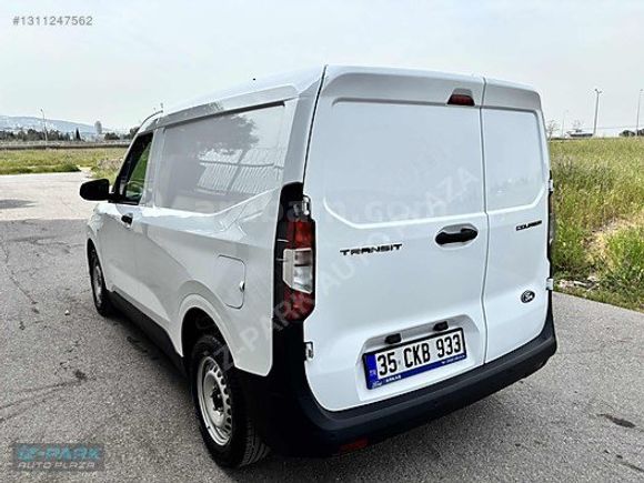 İZ-PARK AUTO 2025 TRANSİT COURİER 1.5 TREND .13.000 HATASIZ KDV