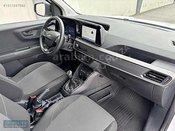 İZ-PARK AUTO 2025 TRANSİT COURİER 1.5 TREND .13.000 HATASIZ KDV