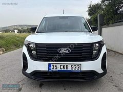 İZ-PARK AUTO 2025 TRANSİT COURİER 1.5 TREND .13.000 HATASIZ KDV