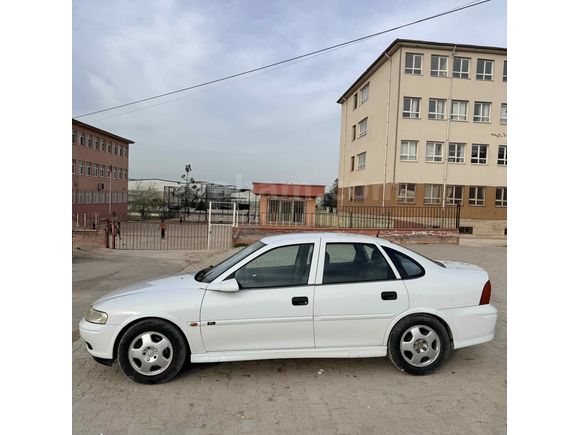 Sahibinden Opel Vectra 1.6 2000 Model 