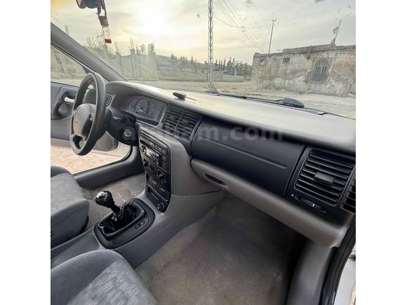Sahibinden Opel Vectra 1.6 2000 Model 