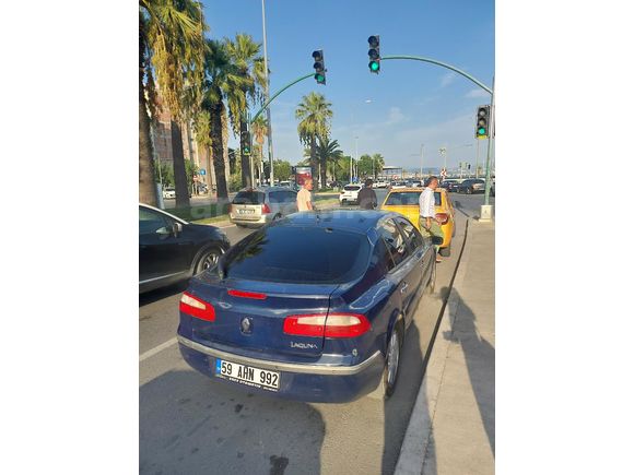 Sahibinden Renault Laguna 2.0 Privilege 2003 Model