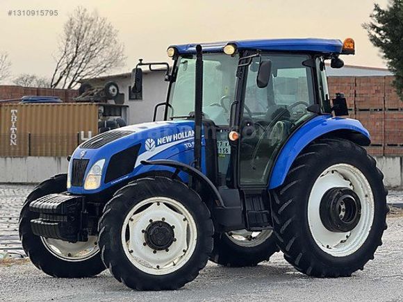 ARICI GALERİ'den N.H TD90D POWERSHUTTLE KLİMA KABİN TERTEMİZZZ