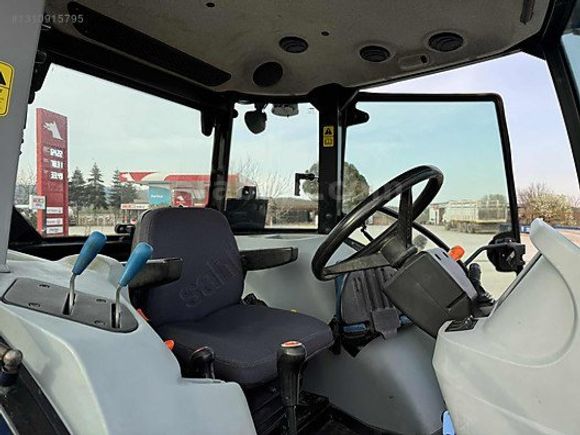 ARICI GALERİ'den N.H TD90D POWERSHUTTLE KLİMA KABİN TERTEMİZZZ