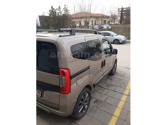 Sahibinden Fiat Fiorino Combi 1.4 Fire Premio 2023 Model 