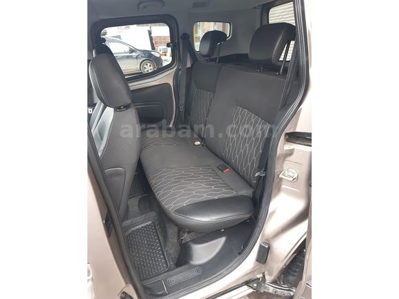 Sahibinden Fiat Fiorino Combi 1.4 Fire Premio 2023 Model 