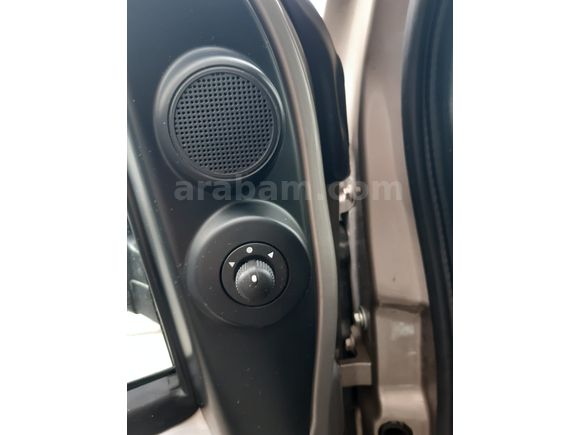 Sahibinden Fiat Fiorino Combi 1.4 Fire Premio 2023 Model 