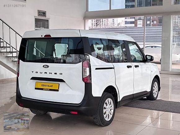 ÖZKAYALAR'DAN 2024 MODEL FORD COURİER